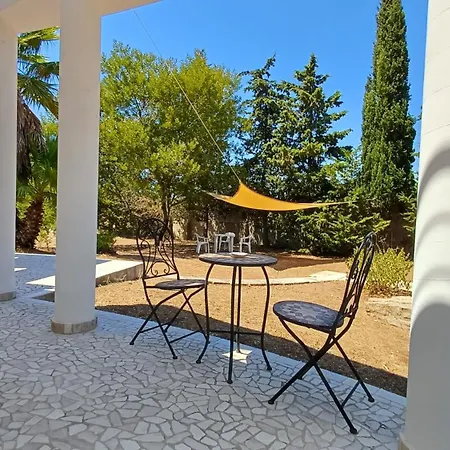 Boat Dreams , Garden Relax Apartment Matino Exterior photo