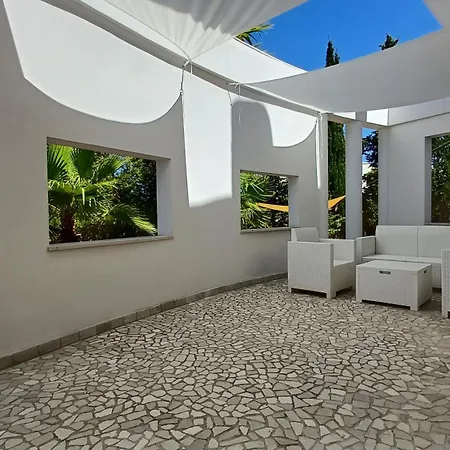 Boat Dreams , Garden Relax Apartment Matino Exterior photo